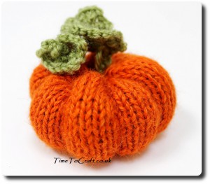 How to knit a pumpkin - Time To Craft